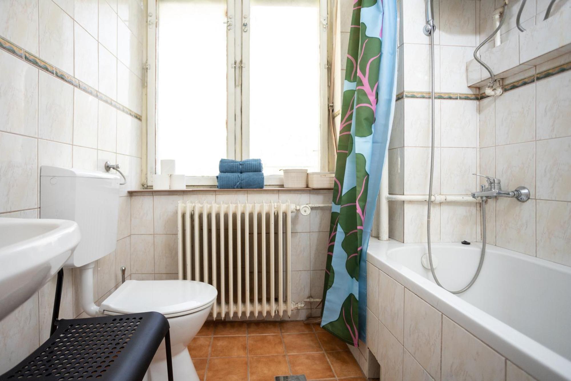 Apartment Newberry With Balcony *